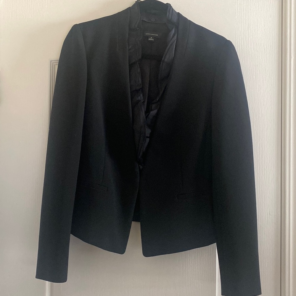 Ann Taylor Black Blazer with removable ruffle collar